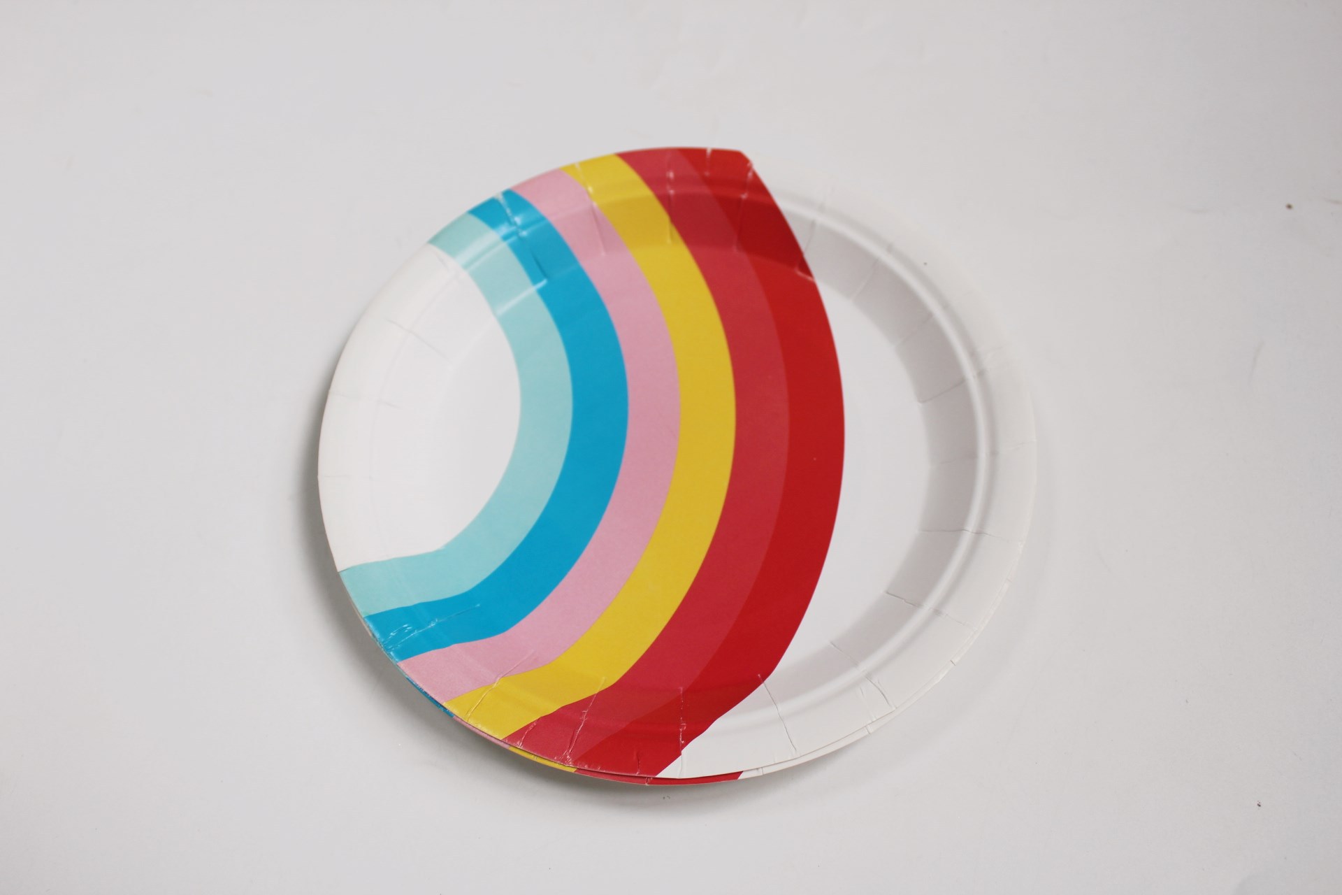 彩虹印刷纸盘可定制厂家直销派对用品