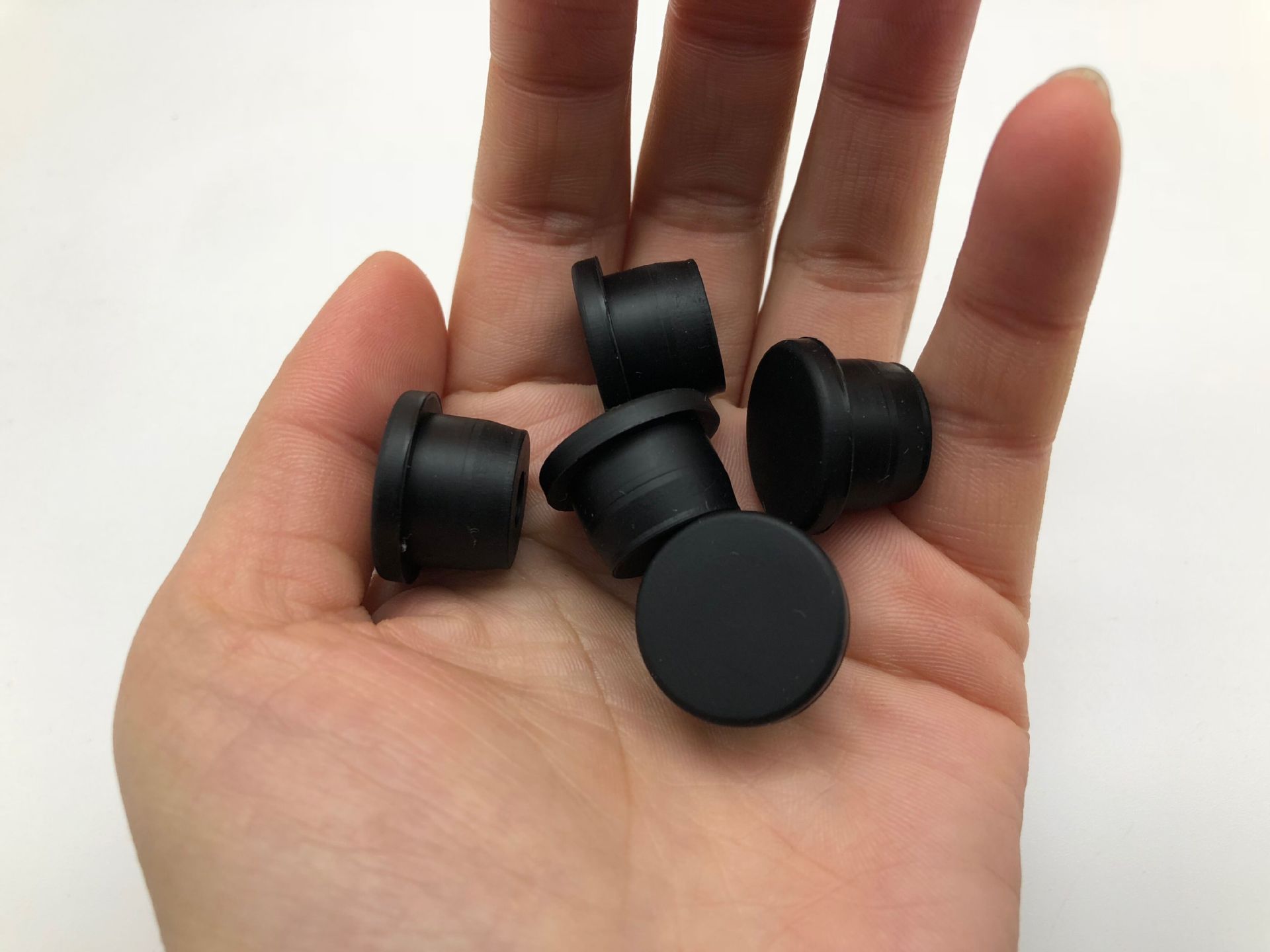 洗脸盆孔塞t型橡胶孔塞硅胶塞橡胶塞设备堵孔防尘塞软瓶塞耐高温