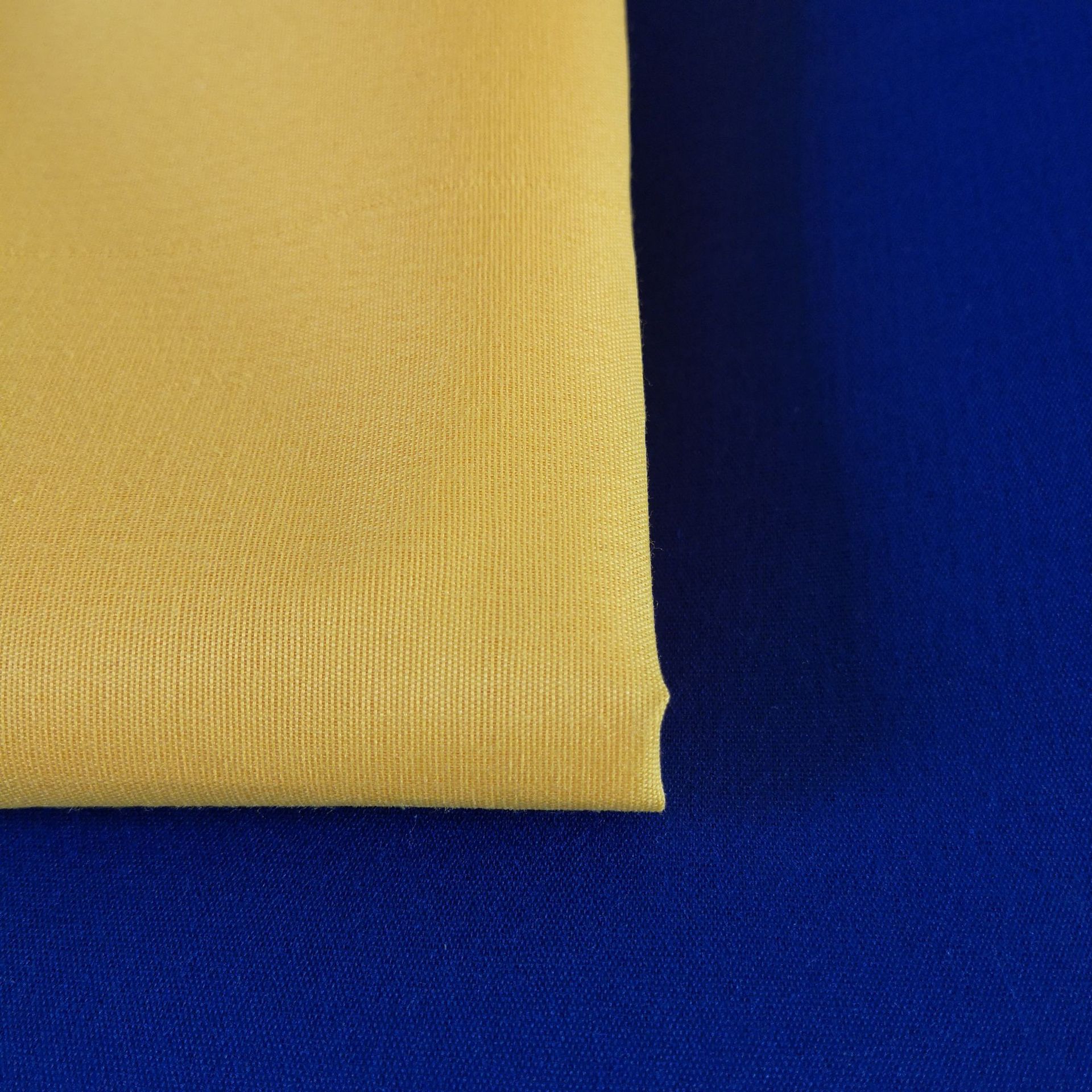 厂家直销 化纤黄布 窄幅 现货 金黄布