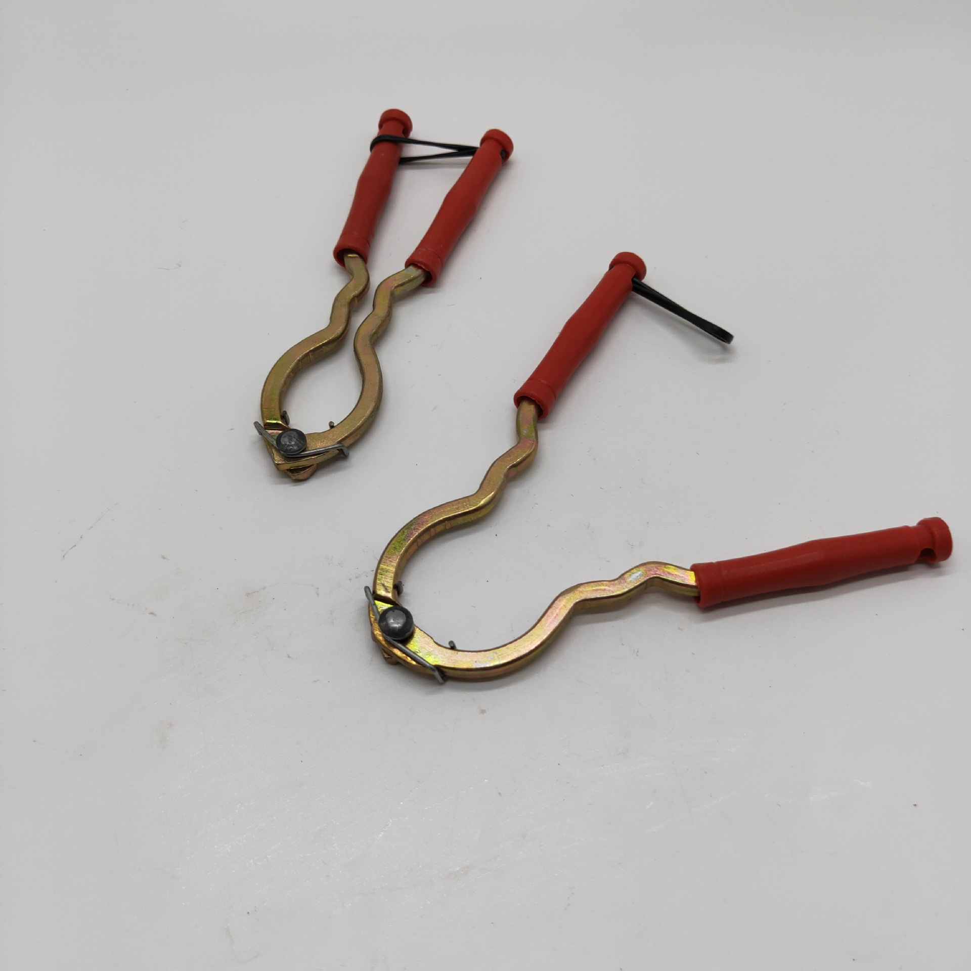 大量批发弹簧核桃夹铁质坚果夹胡桃钳家用小工具 量大批发