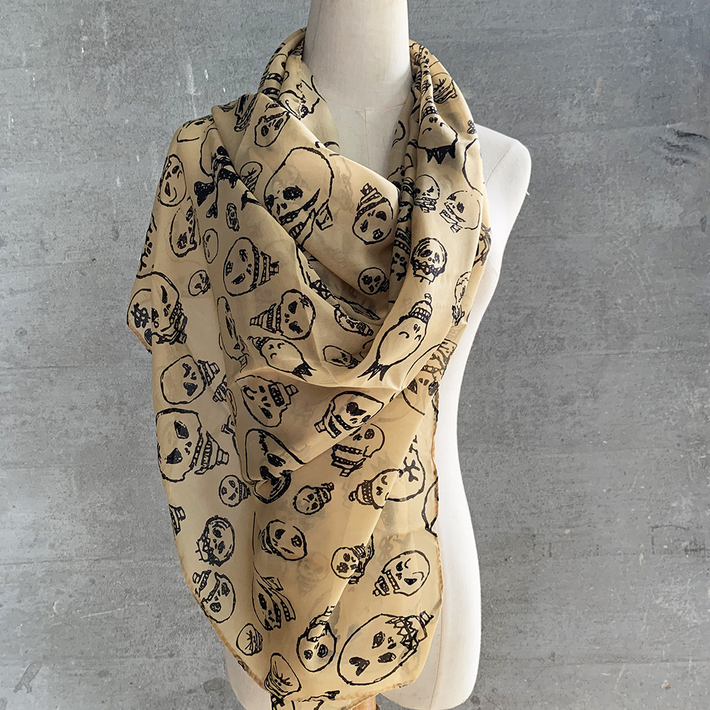 鬼节万圣节骷髅头丝巾女士春秋夏季薄款超大长丝巾纱巾黑白围巾