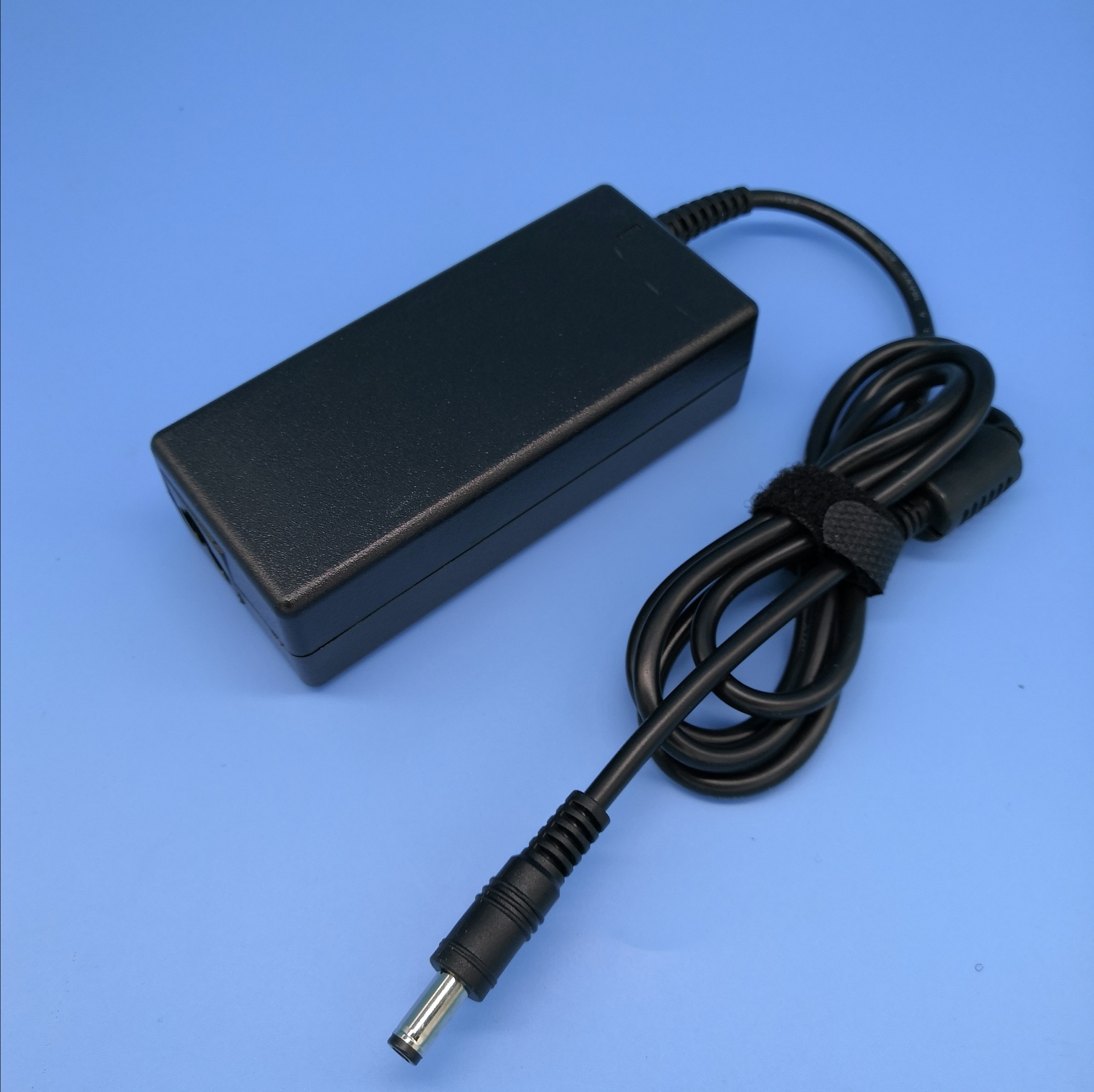 24v27a65w电源适配器按摩椅打印机音箱车载冰箱等充电器接口5525