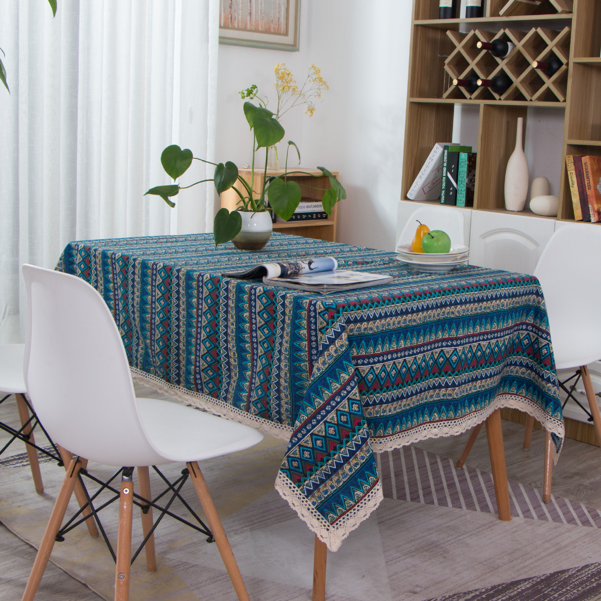 温馨提示:由于桌布款式较多,花型更新太快,拍照比较繁琐,所以未能上架