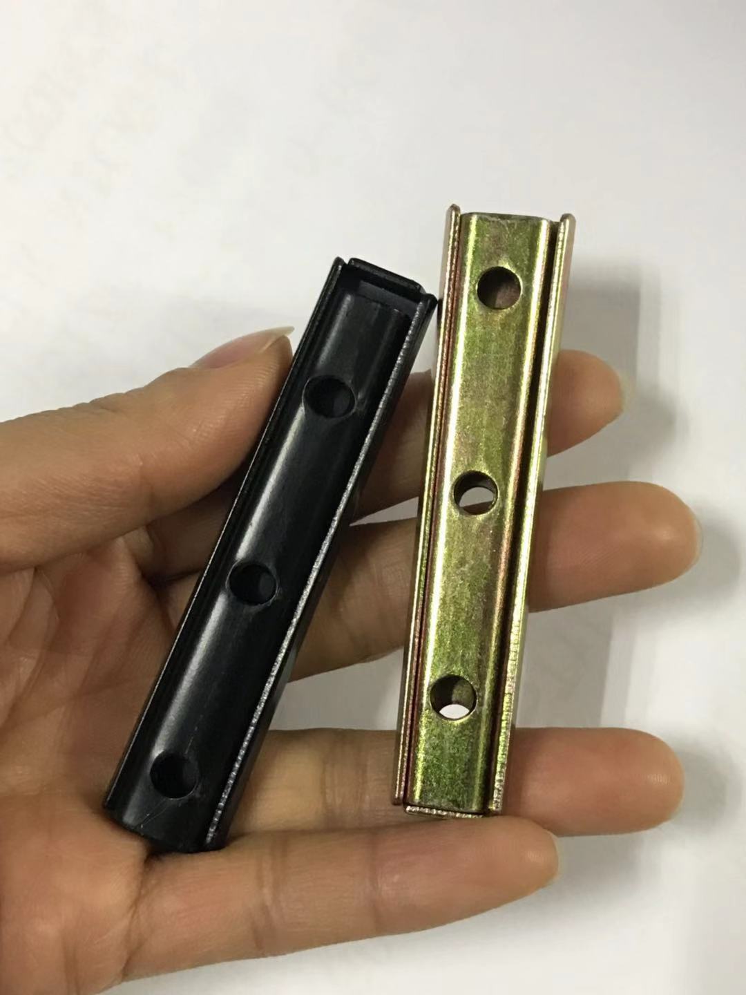 沙发插扣 沙发插销 沙发组合器 家具五金 沙发扶手连接件五金插扣