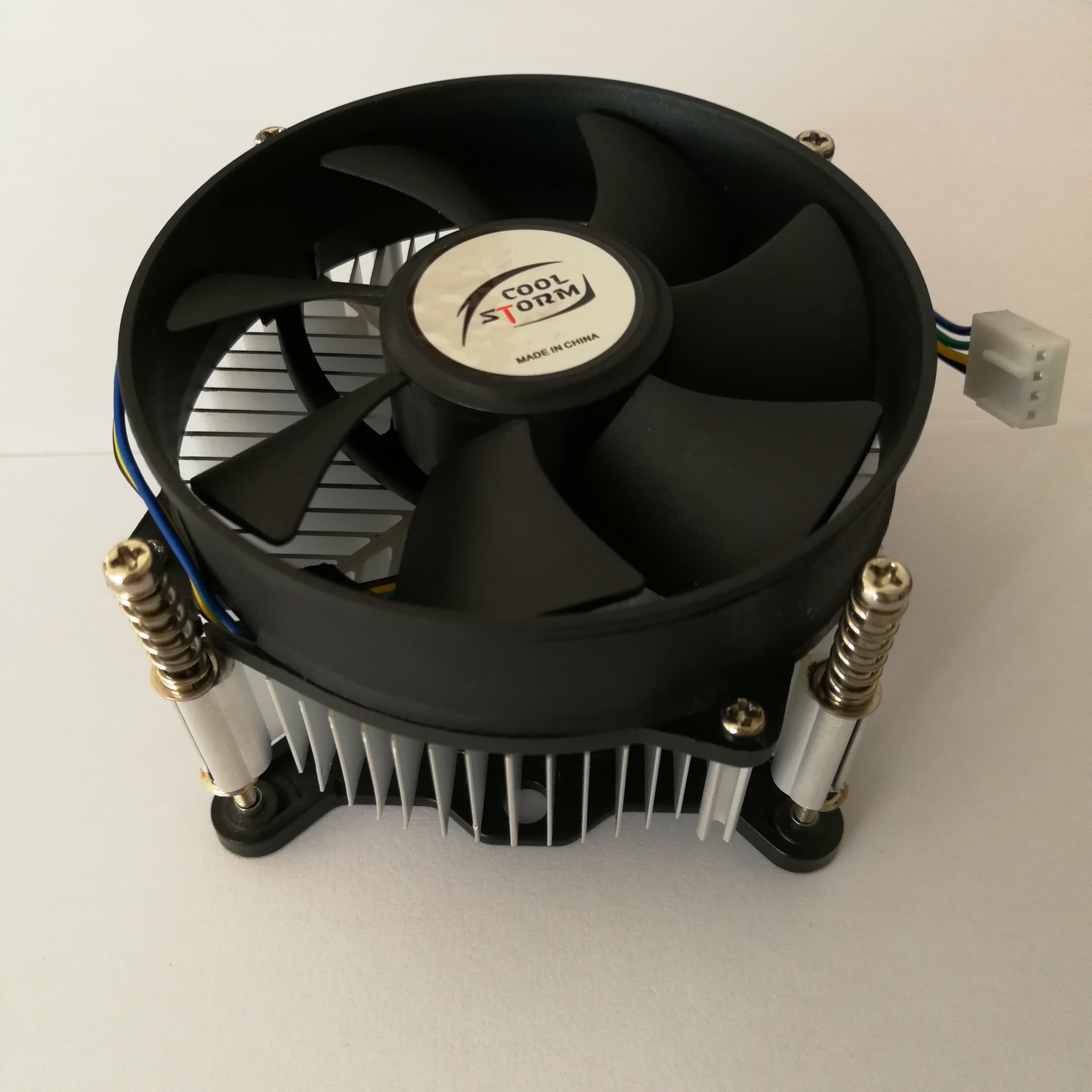 电脑cpu风扇 智能调速 温控 cpu散热器 螺杆 1155  avc775