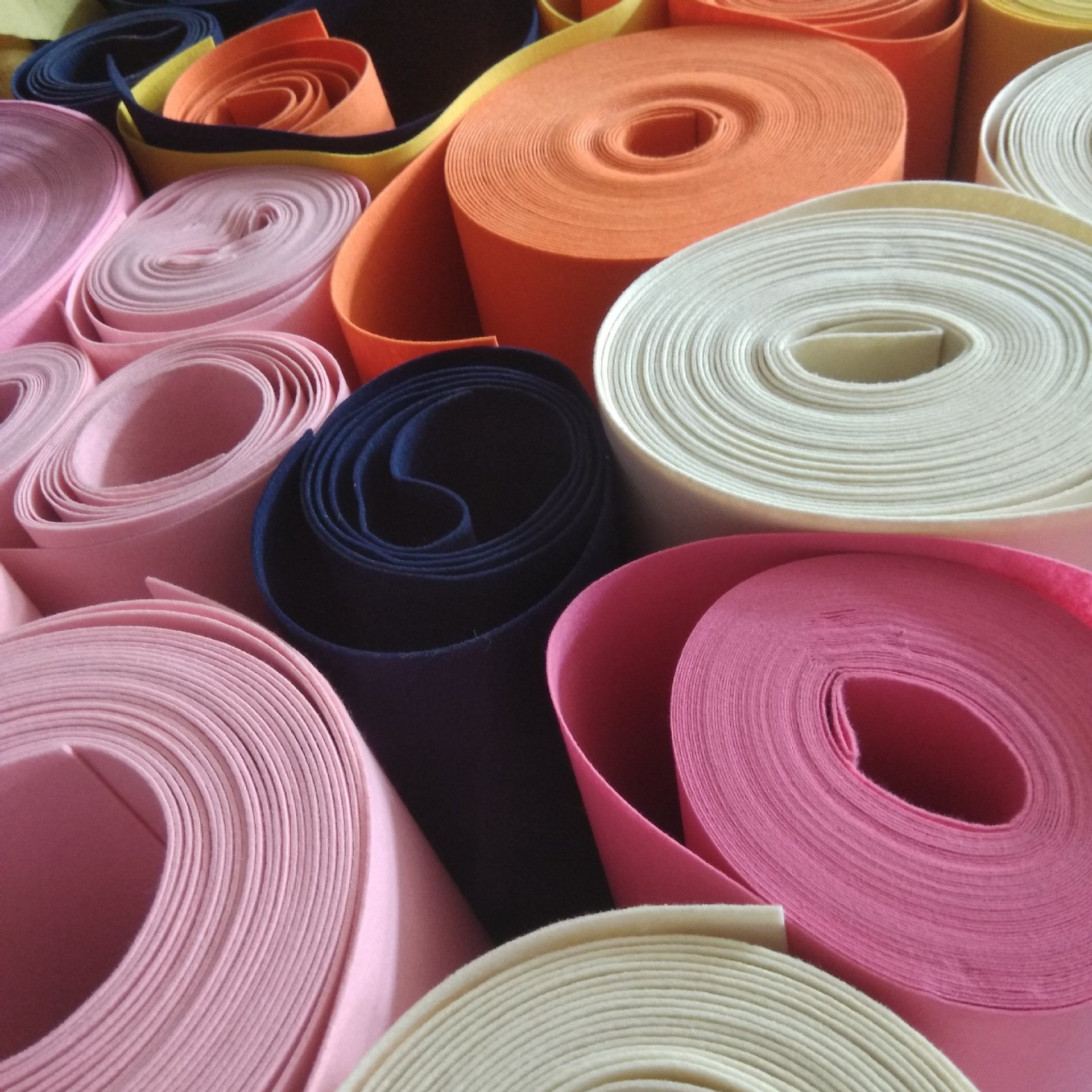 彩色背胶毛毡布黑白灰多色diy背景无纺布保护家具碰撞毛毡毯