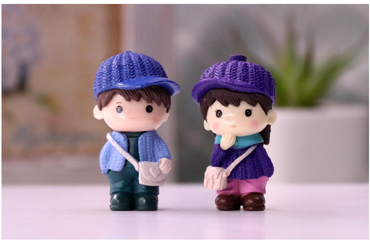 情侣人偶摆件硬体公仔可爱书包帽子男孩女孩学生爱情桌面蛋糕装饰