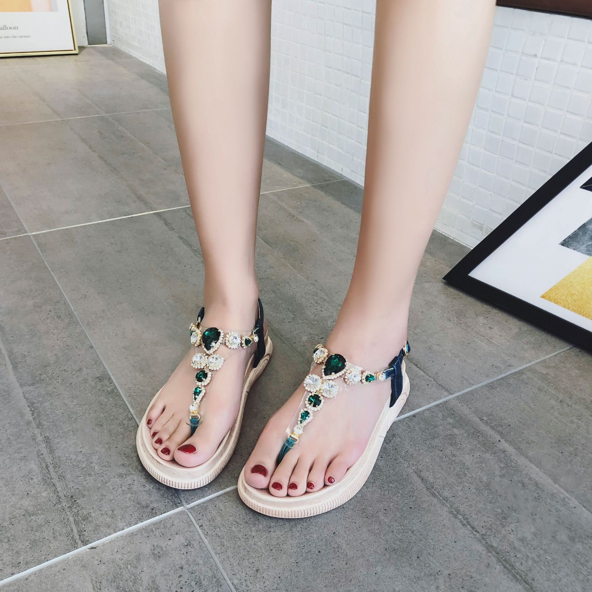 厚底松糕凉鞋女夹趾小码女鞋31 32 33 34水钻网红仙女风夹脚凉鞋