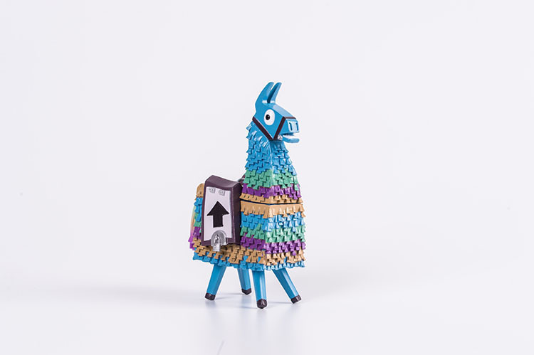 漫动坊动漫 堡垒之夜 草泥马 蓝粉色彩虹马 羊驼宝箱盒装手办模型