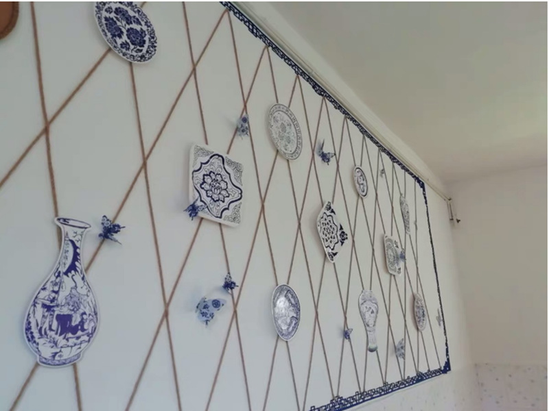 幼儿园教室墙面创意布置中国风古典青花瓷对角边框环创无纺布墙贴