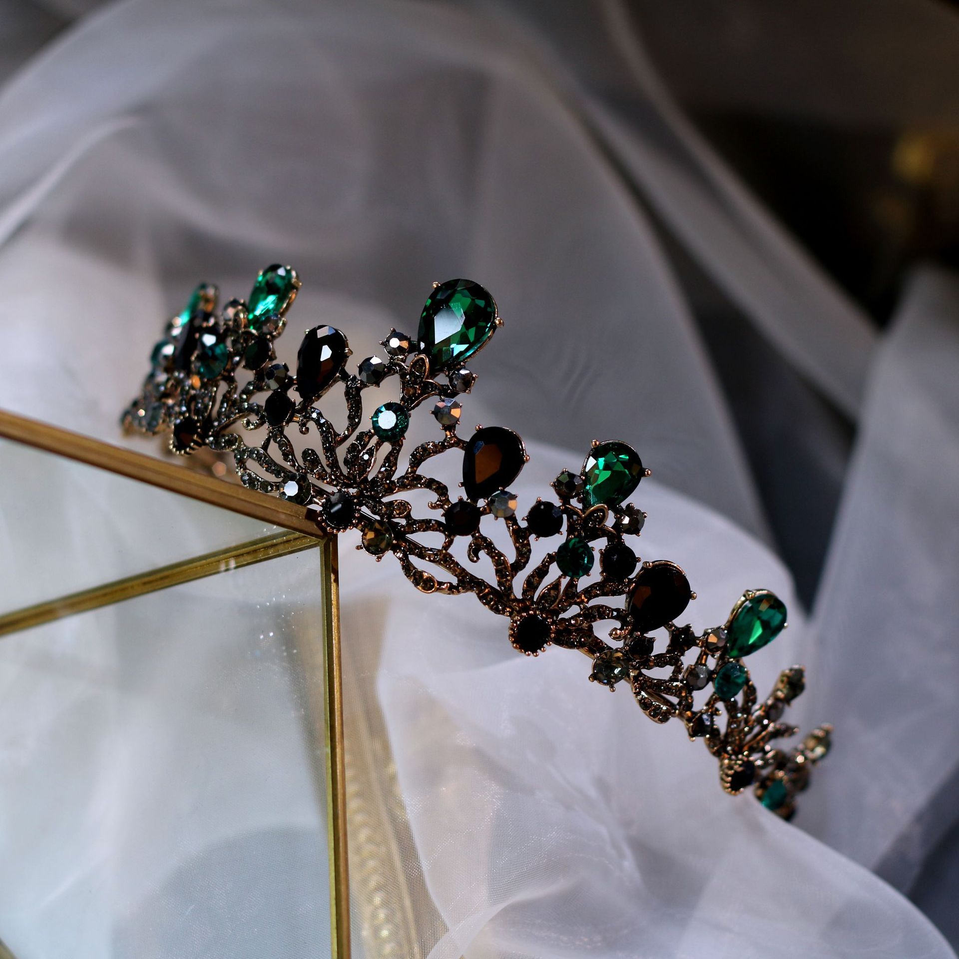 巴洛克新娘皇冠头饰绿色欧式女王奢华复古宫廷大气结婚礼服配饰