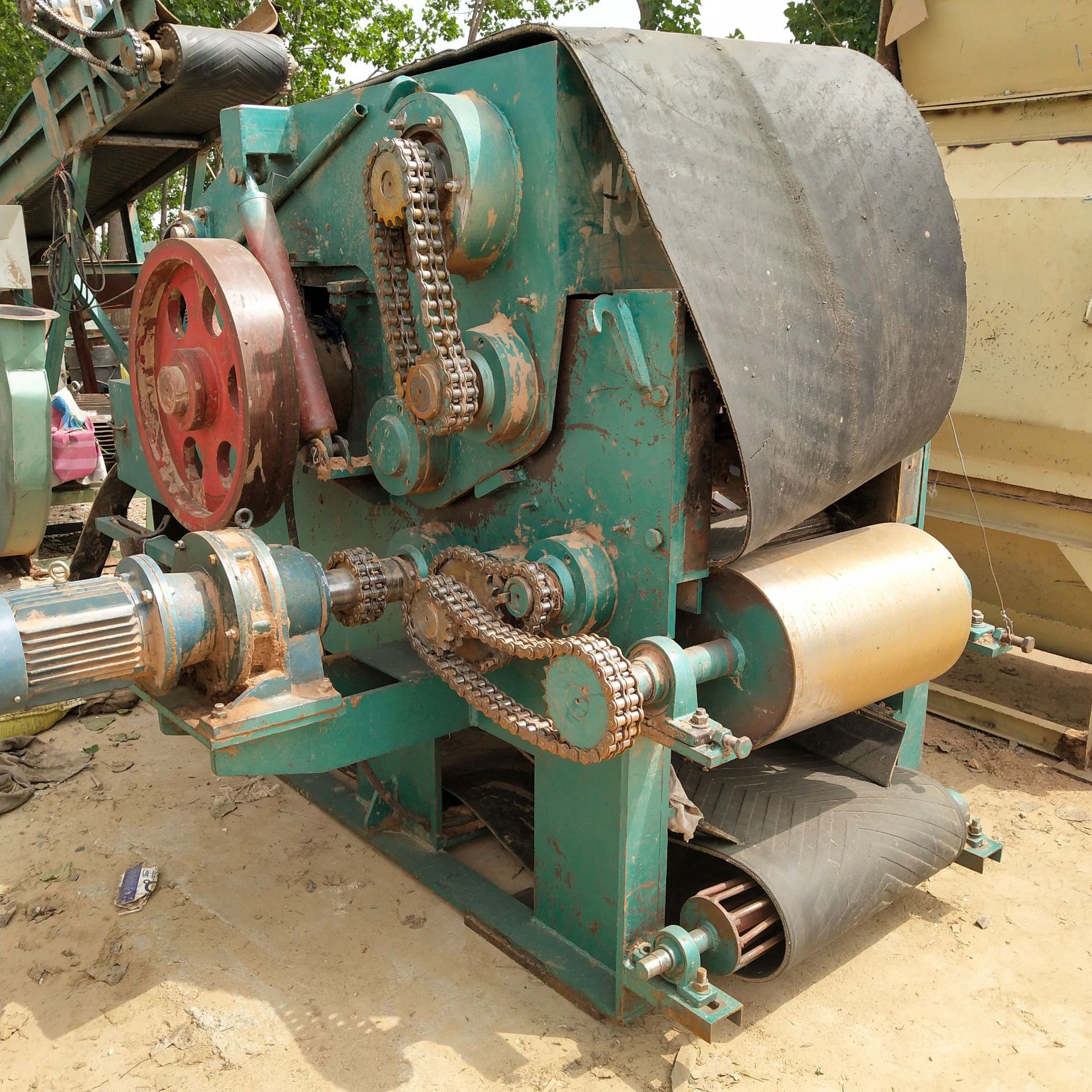 出售二手木材树根破碎机 216鼓式削片机 竹子树枝边角料切片机