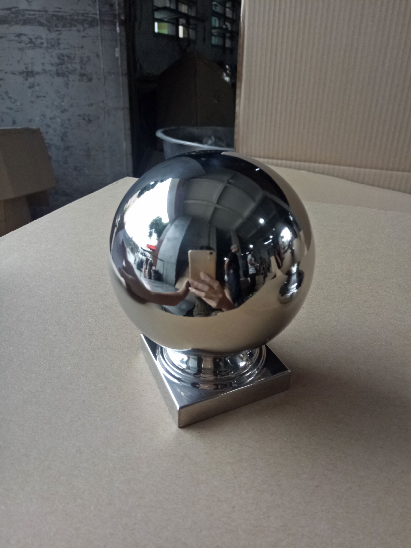 不锈钢连体球焊接托座 方座大门柱楼梯扶手装饰球空心圆球带底座