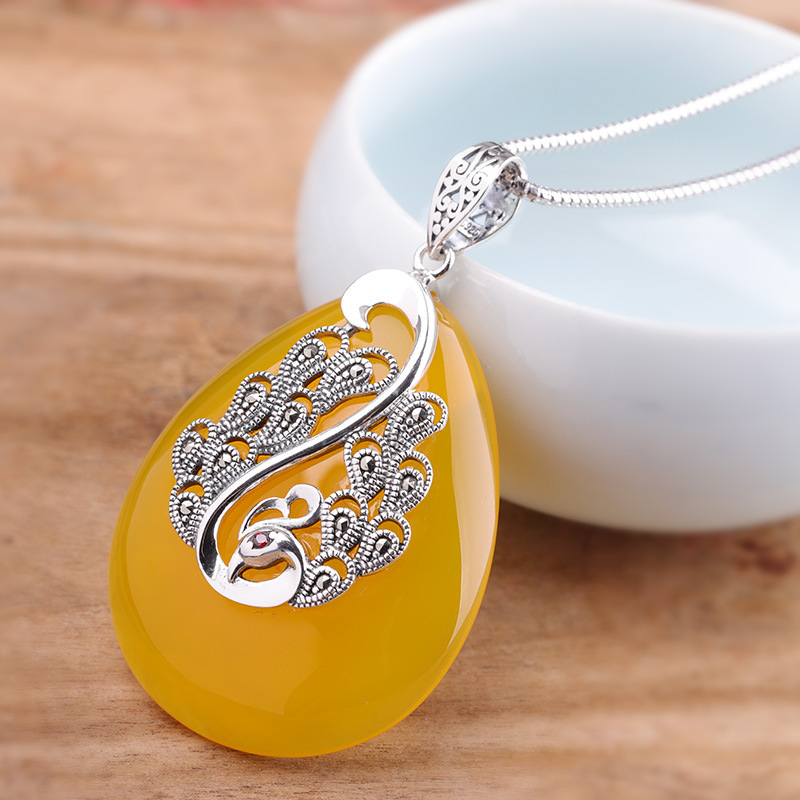 泰银吊坠s925银饰品民族风女士秋冬新品石榴红孔雀吊坠毛衣项饰