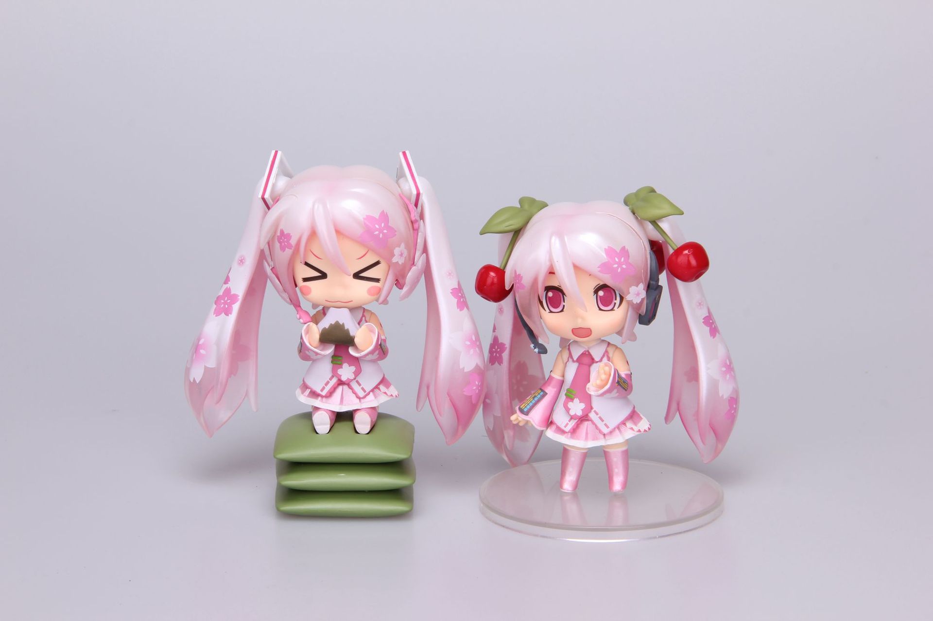 2014 q版 四款樱花初音 黏土人公仔手办盒蛋模型摆件