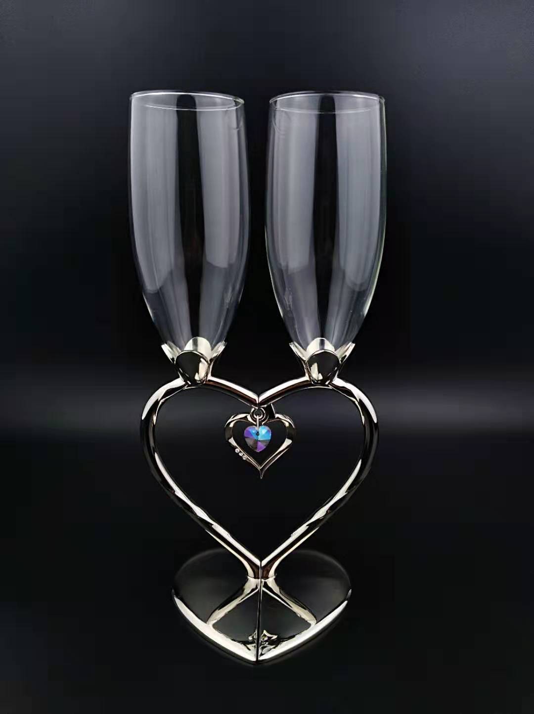 双心形对杯香槟杯金属脚镶钻婚庆交杯酒杯红酒高脚杯礼品起泡酒杯