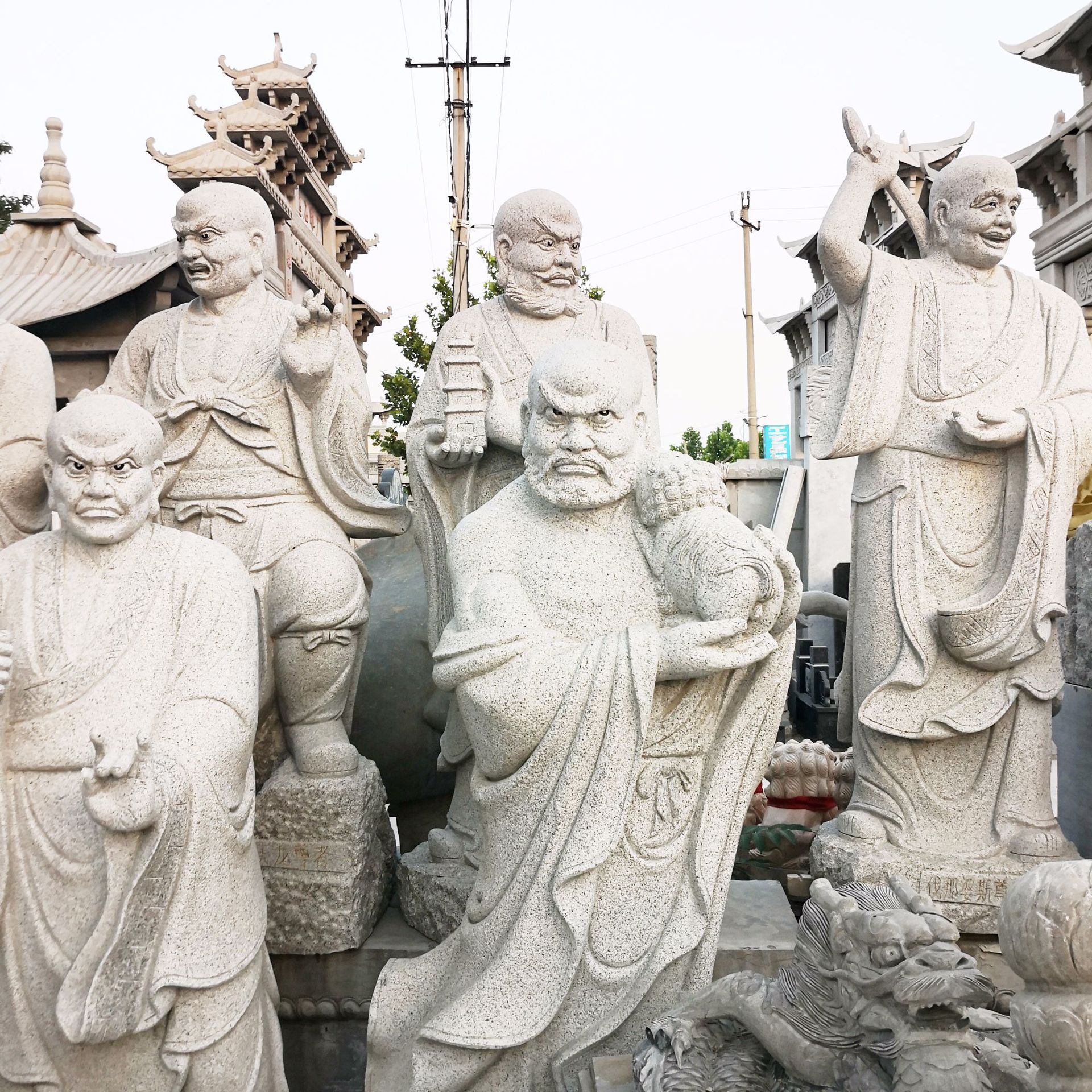 寺庙大理石十八罗汉雕像景区广场石雕罗汉雕塑价格优惠