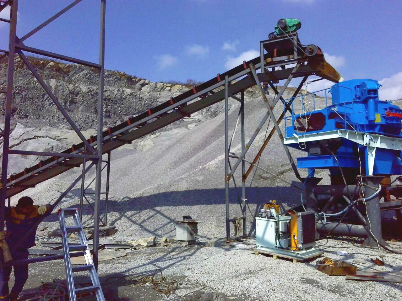 皮带输送机 矿山皮带输送机 固定式皮带输送机 倾斜皮带输送机