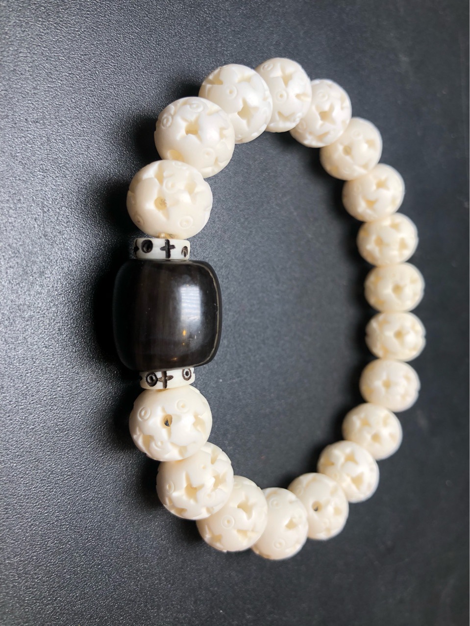 天然西藏牦牛骨雕刻手链镂空珠子饰品佛珠男女款手串-阿里巴巴