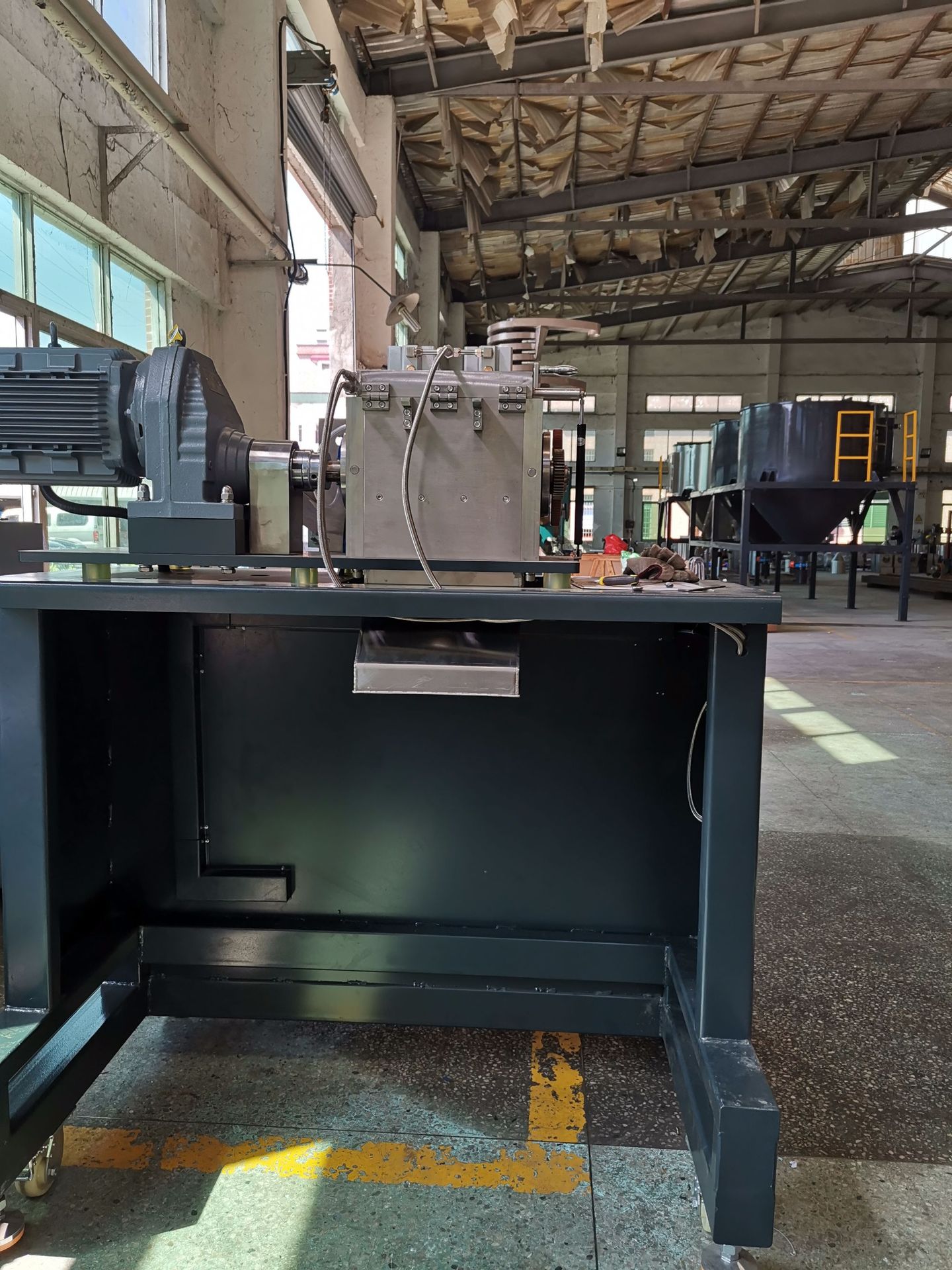 【东莞厂家】生产高性能塑料切粒机 拉条冷却塑料颗粒切粒机