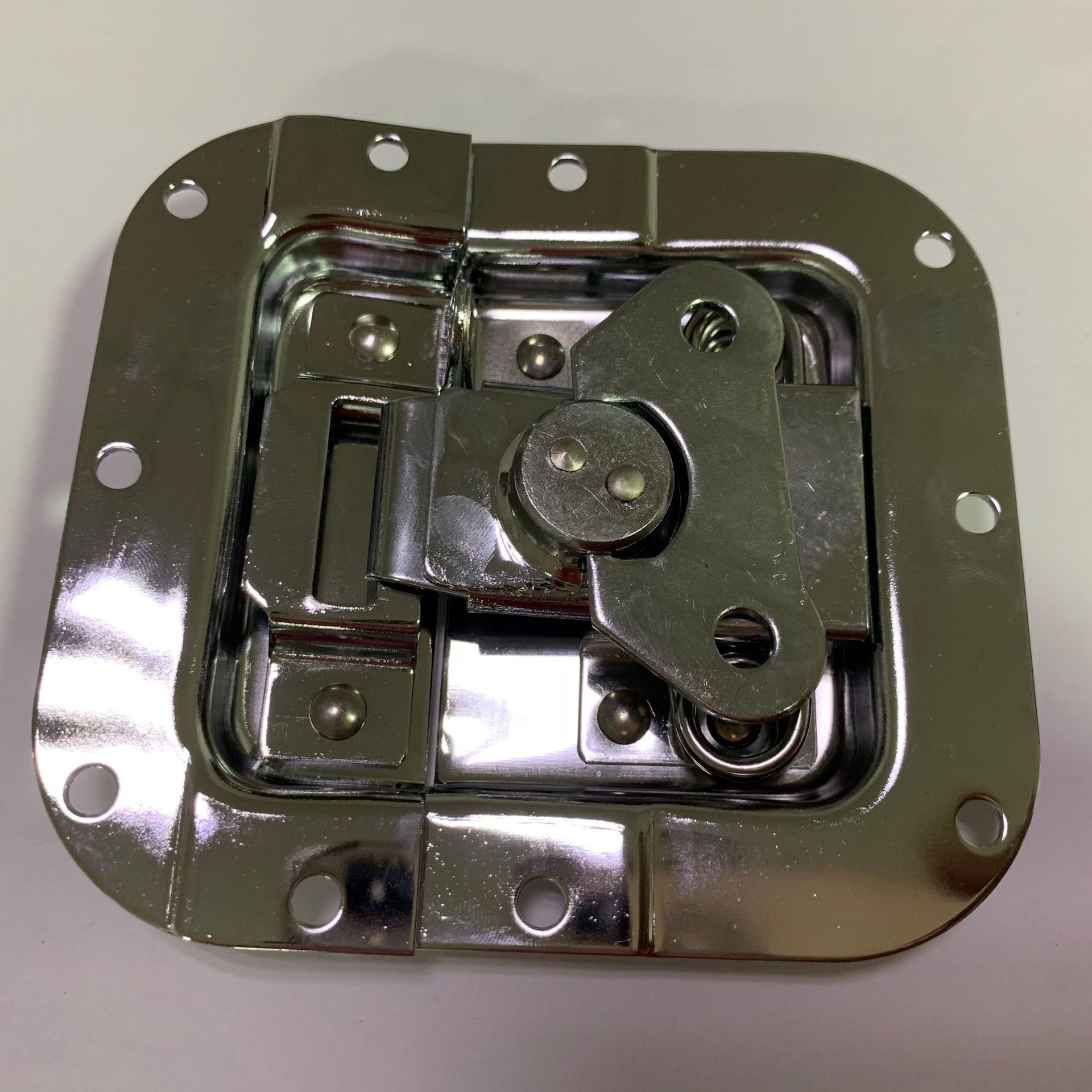 厂家供应超有质感航空锁 航空旋紧搭扣 箱包锁 压边中挂锁