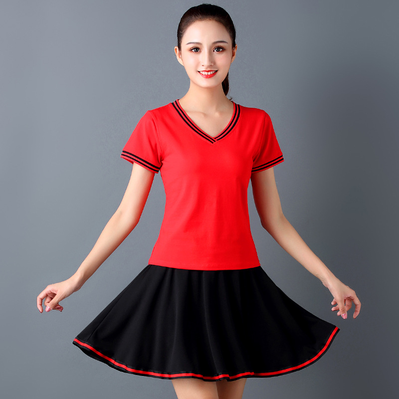 新款广场舞服装夏天休闲运动服饰健身舞蹈演出服装表演练功成人女