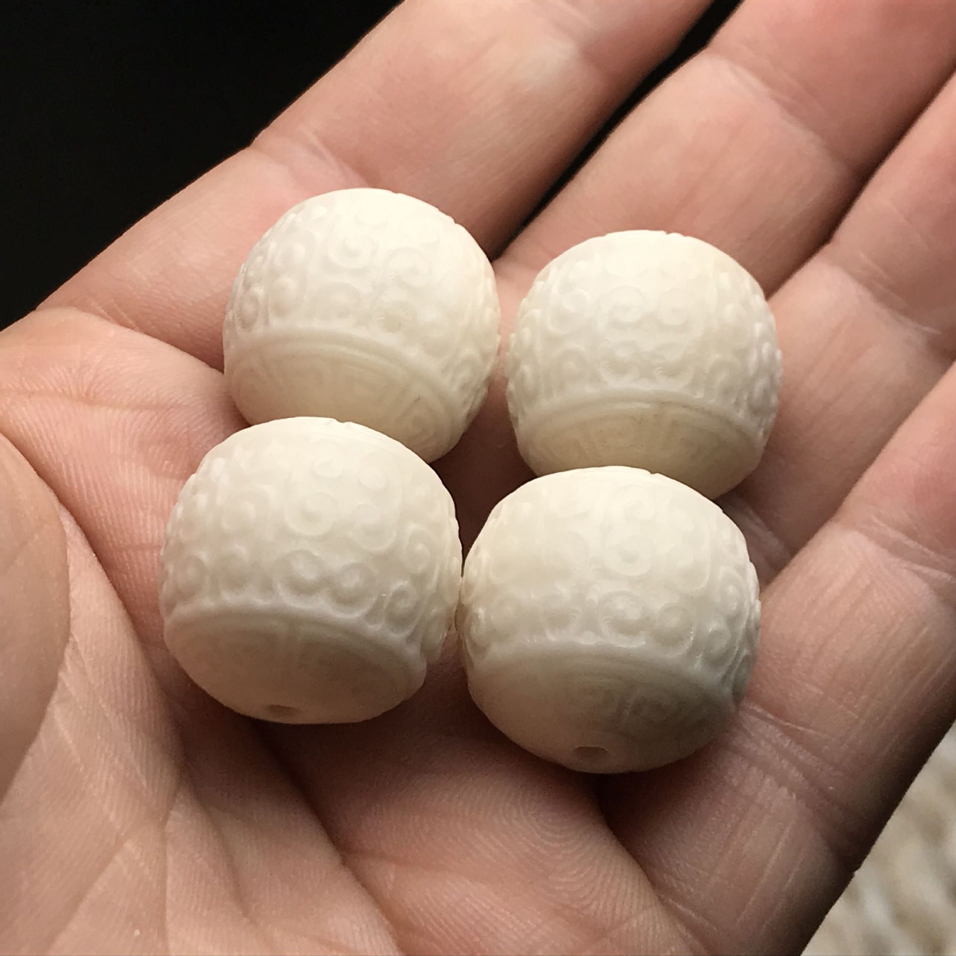 象牙果雕刻象神 回纹珠 关公 龙头三通吊坠 象牙果配饰大全-阿里巴巴