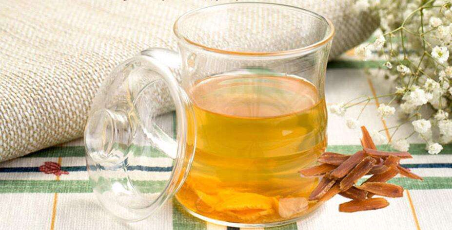 3,增强身体抗病能力   平时多用红参泡水喝,可以有效增强人体的抗病