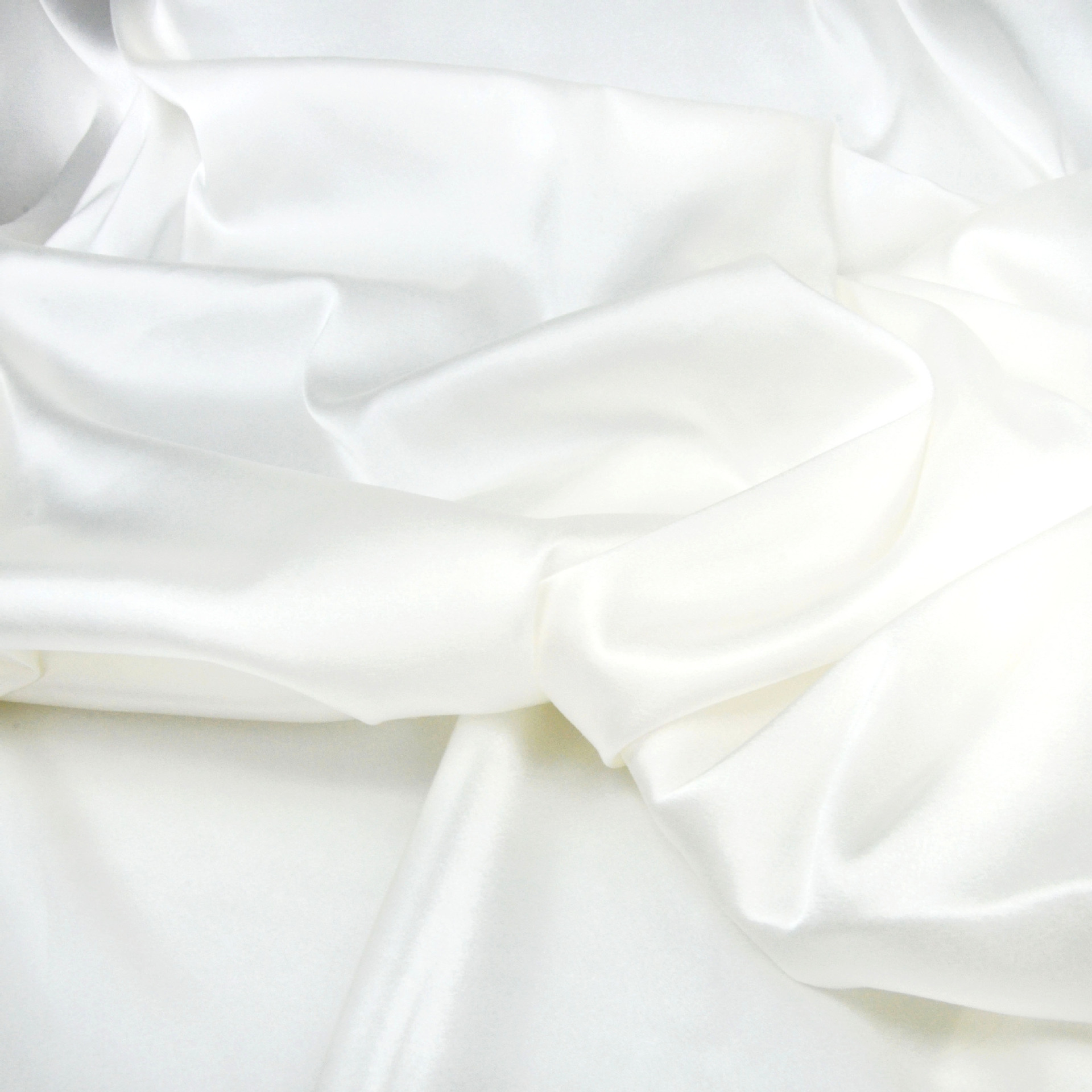 19姆米140门幅真丝弹力缎 100桑蚕丝 本白 现货