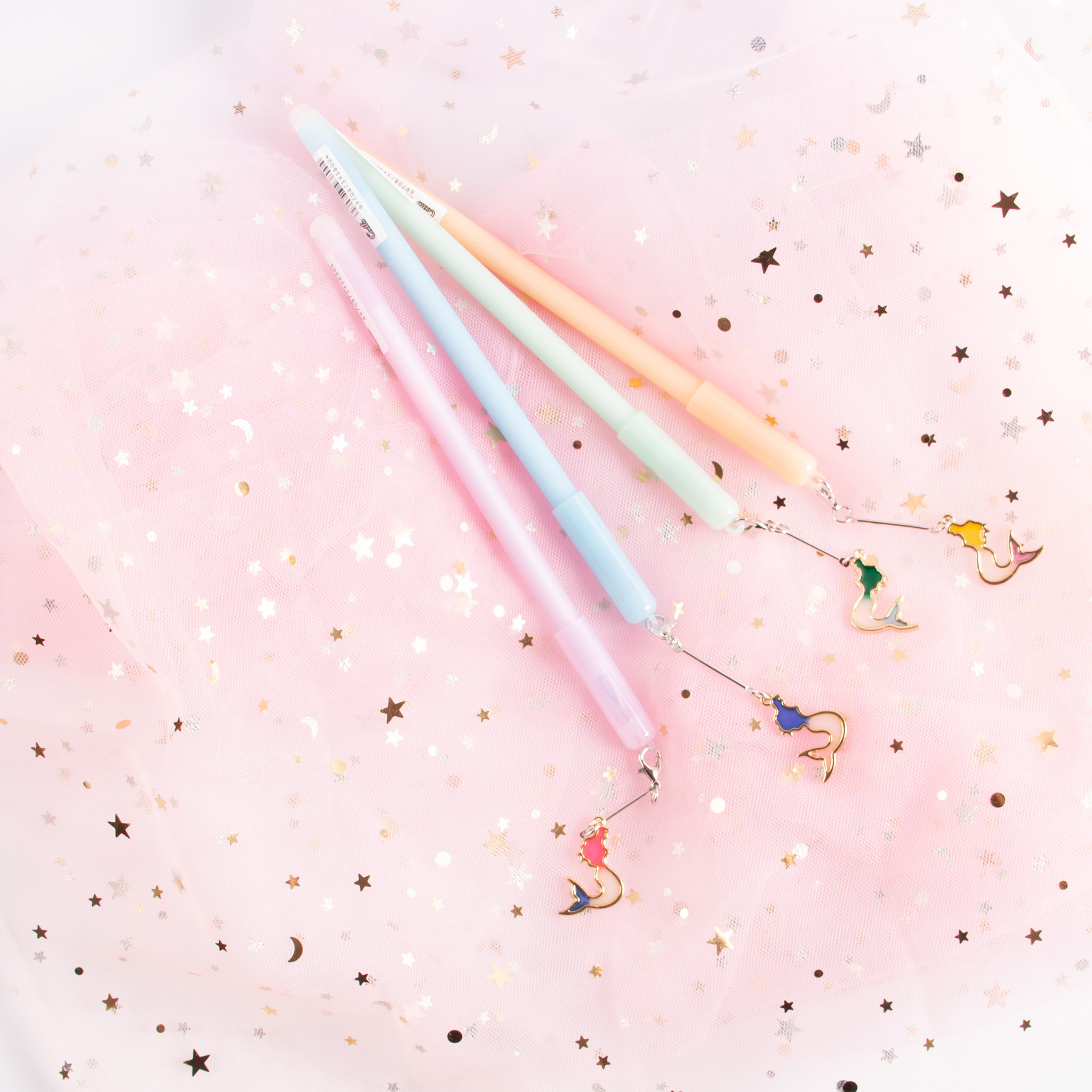 美人鱼吊坠笔 可擦中性笔 爆款幻彩滴油摩易热可擦学生文具批发