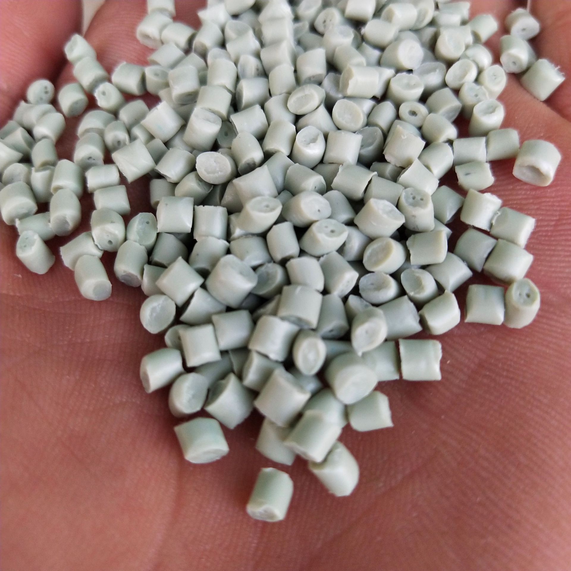 瓷白pp颗粒批发 pp二次回收颗粒料瓷白聚丙造粒塑料颗粒