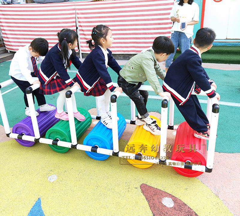 多彩滚筒协力车幼儿园感统训练器材多人游戏踩踏车儿童滚滚车