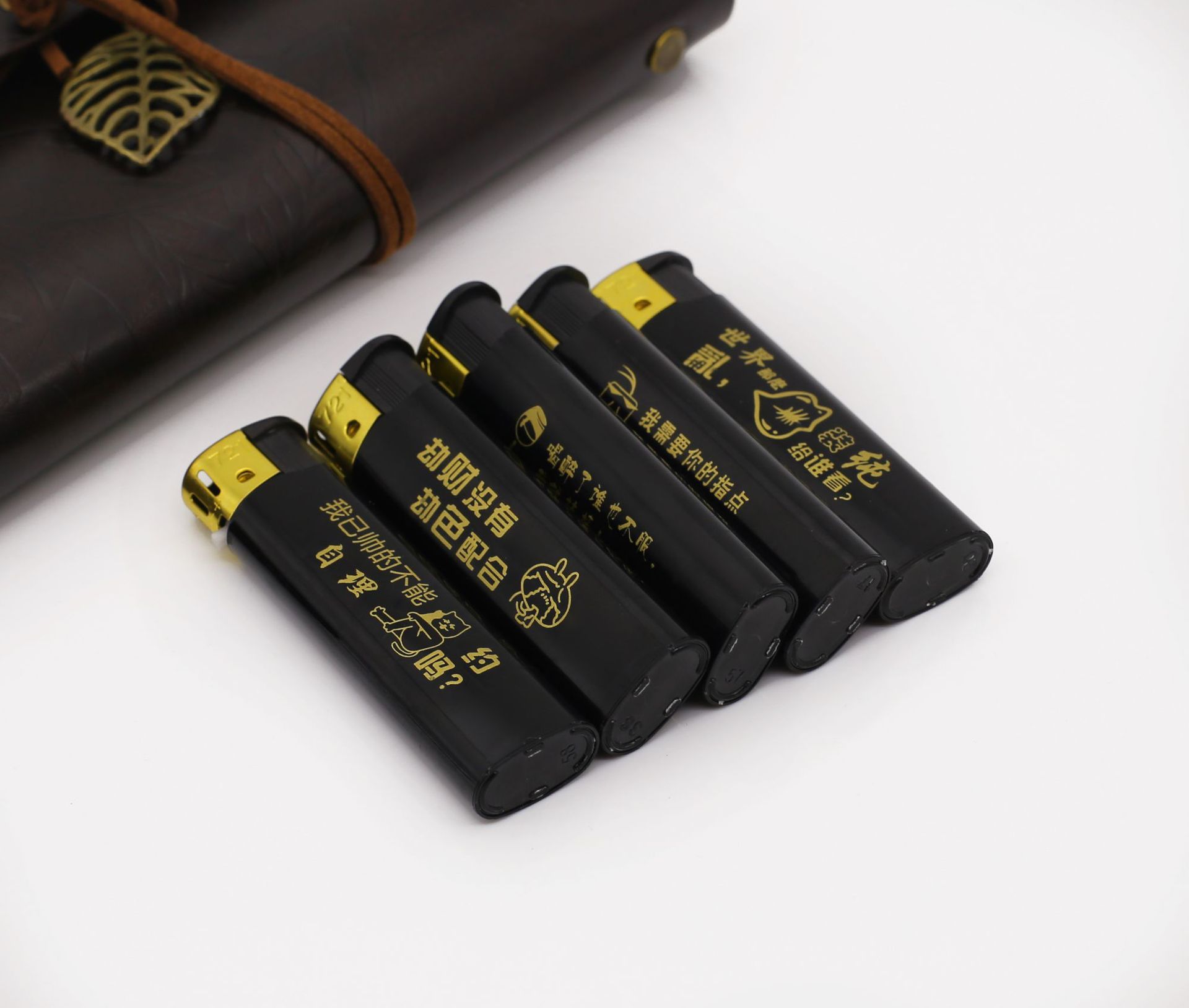 厂家定制一次性打火机订做广告批发黑金火机设计印字定做logo创意