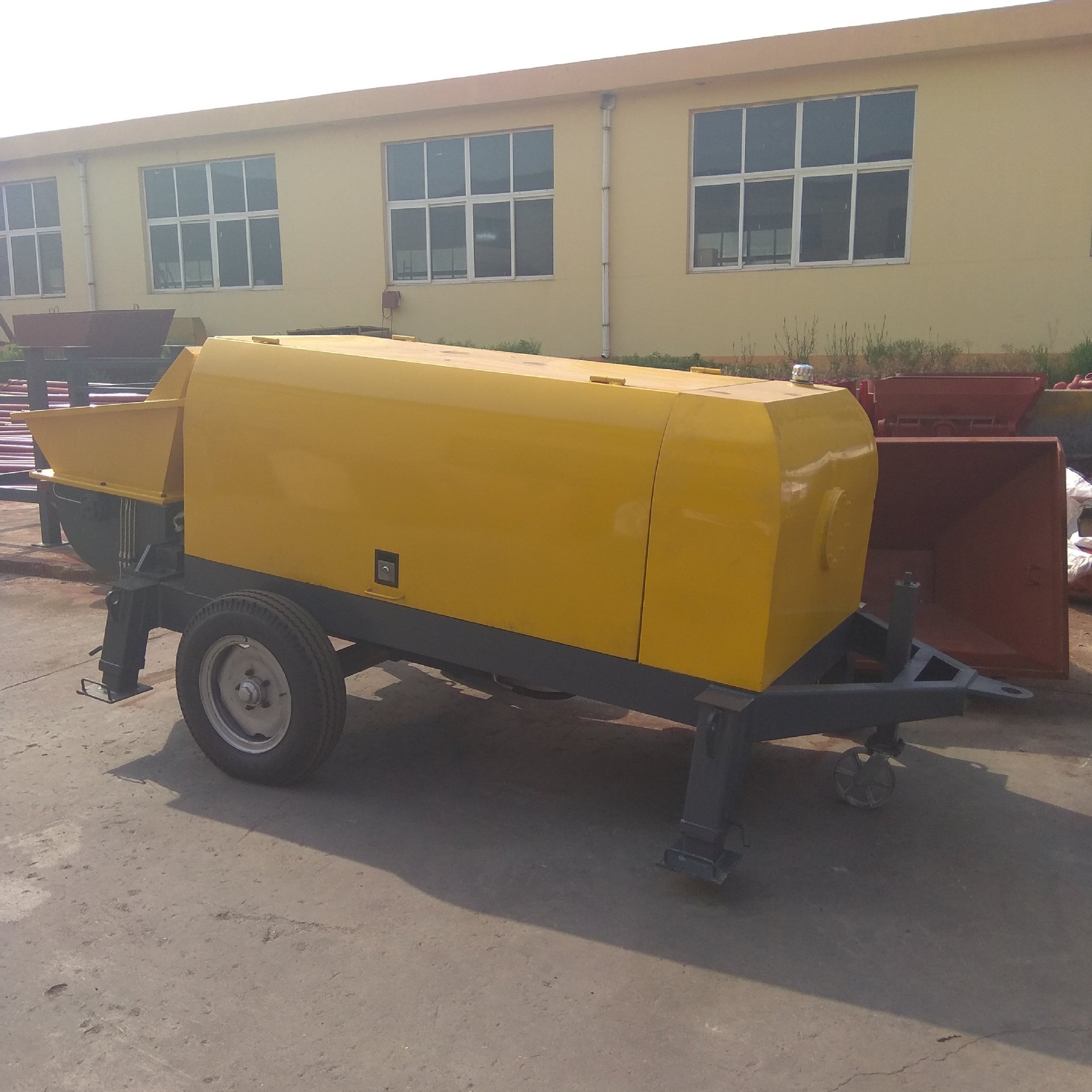 50混凝土输送泵hbts501255混凝土泵烟台新赛机械50地泵拖泵