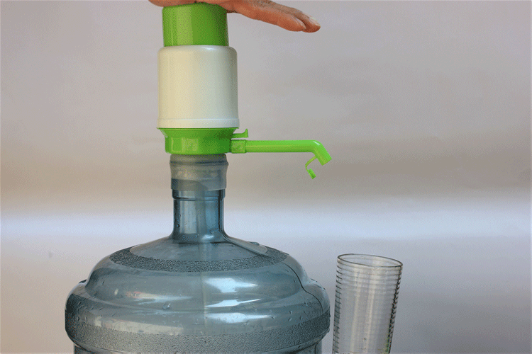 众维压水器手动按压式饮水机吸水器矿泉水压水器自上水器家用硬壳