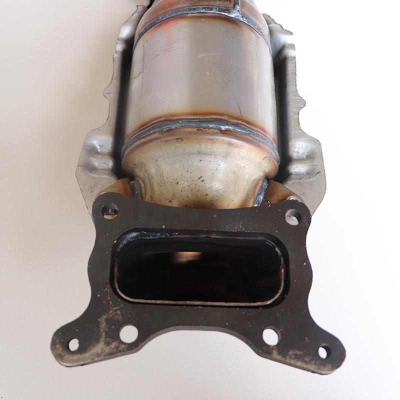 汽车黑烟净化三元催化器包年检适用于08雅阁2.4三元催化器