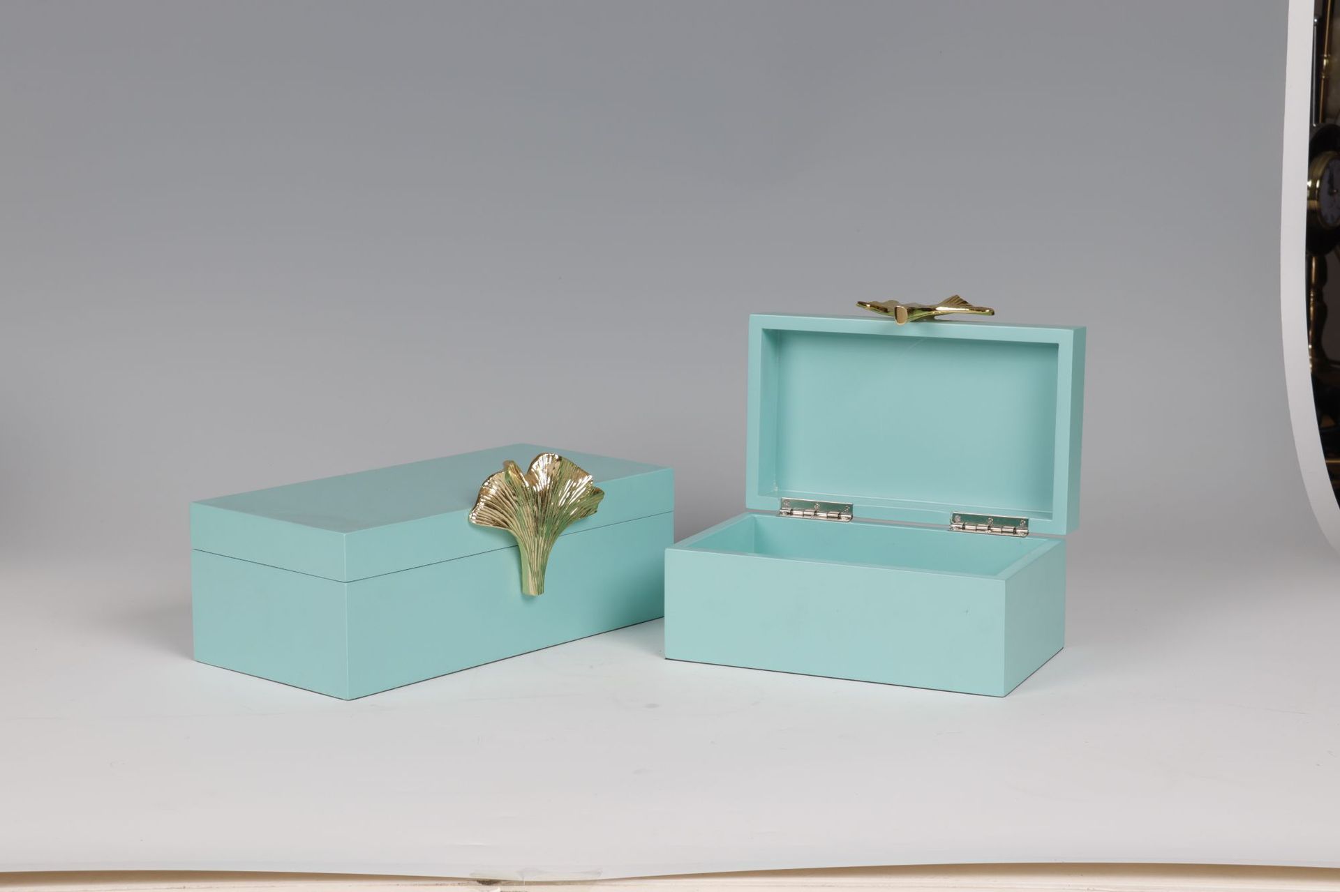 现代简约实木金属首饰盒摆件别墅样板房间卧室客厅设计师软装饰品