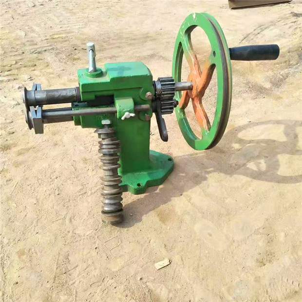 厂家批发铁皮虾米弯头翻边咬口机 白铁皮保温用手动金属成型设备