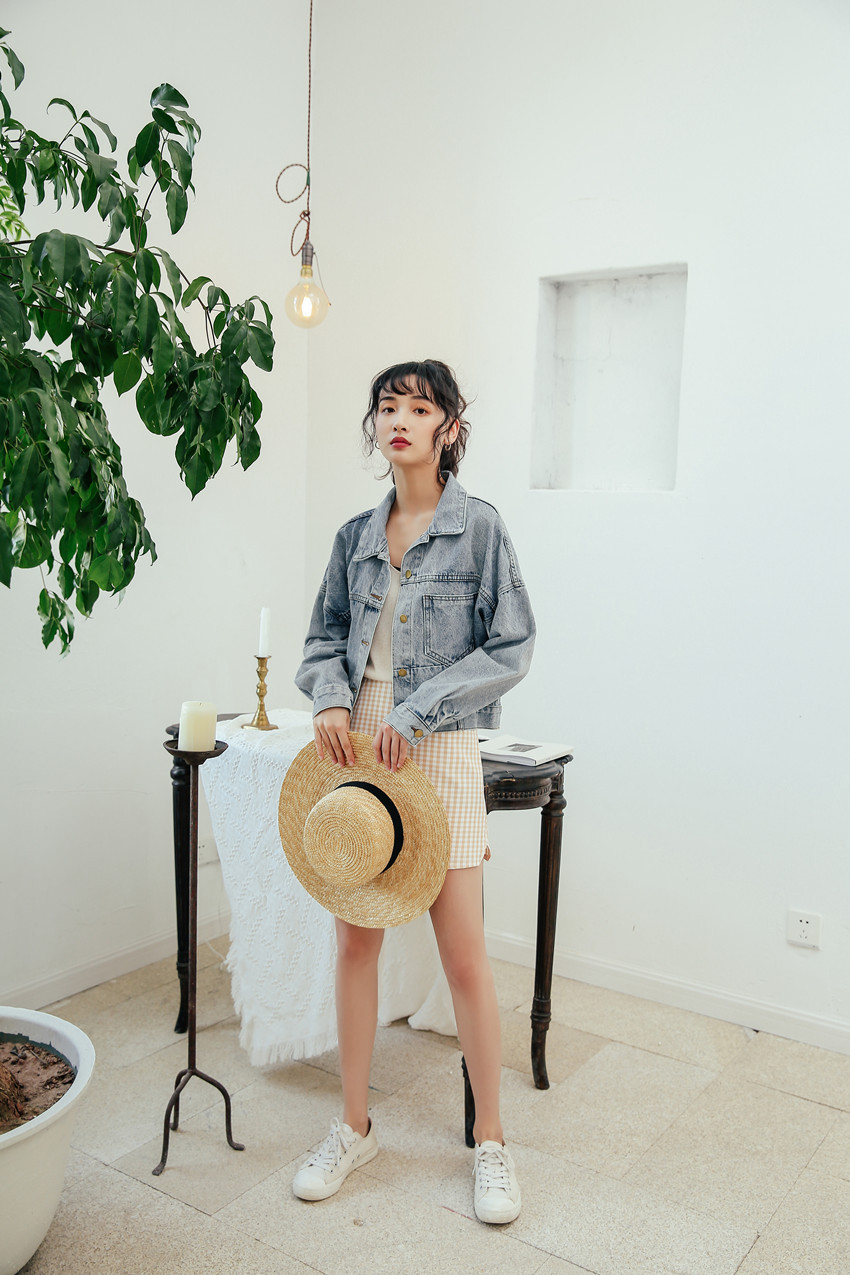 2019秋冬欧美浅色牛仔夹克短款牛仔衣女式牛仔外套