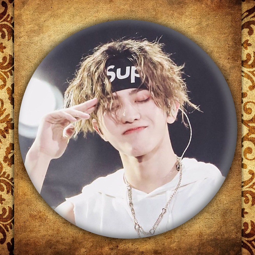 明星周边蔡徐坤徽章镜子学校周边广告礼品收藏可定做120-136