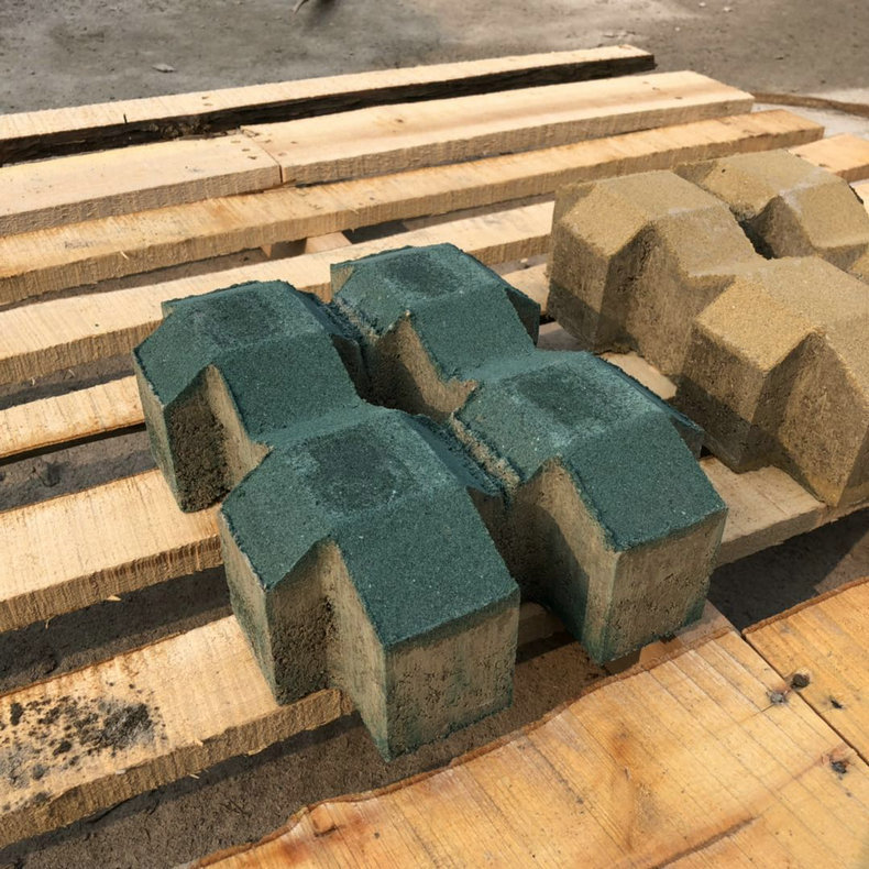 厂家提供九孔植草砖 生态植草砖 公园植生砖 停车位 价格合适