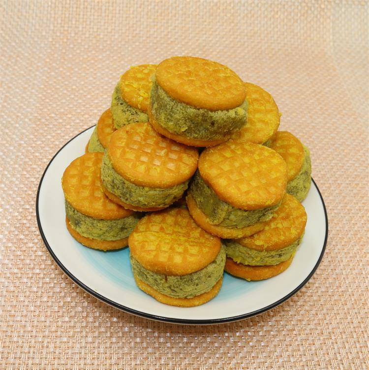 绿豆饼香酥板栗饼夹心绿豆糕传统手工糕点零食8.8斤散装整箱批发