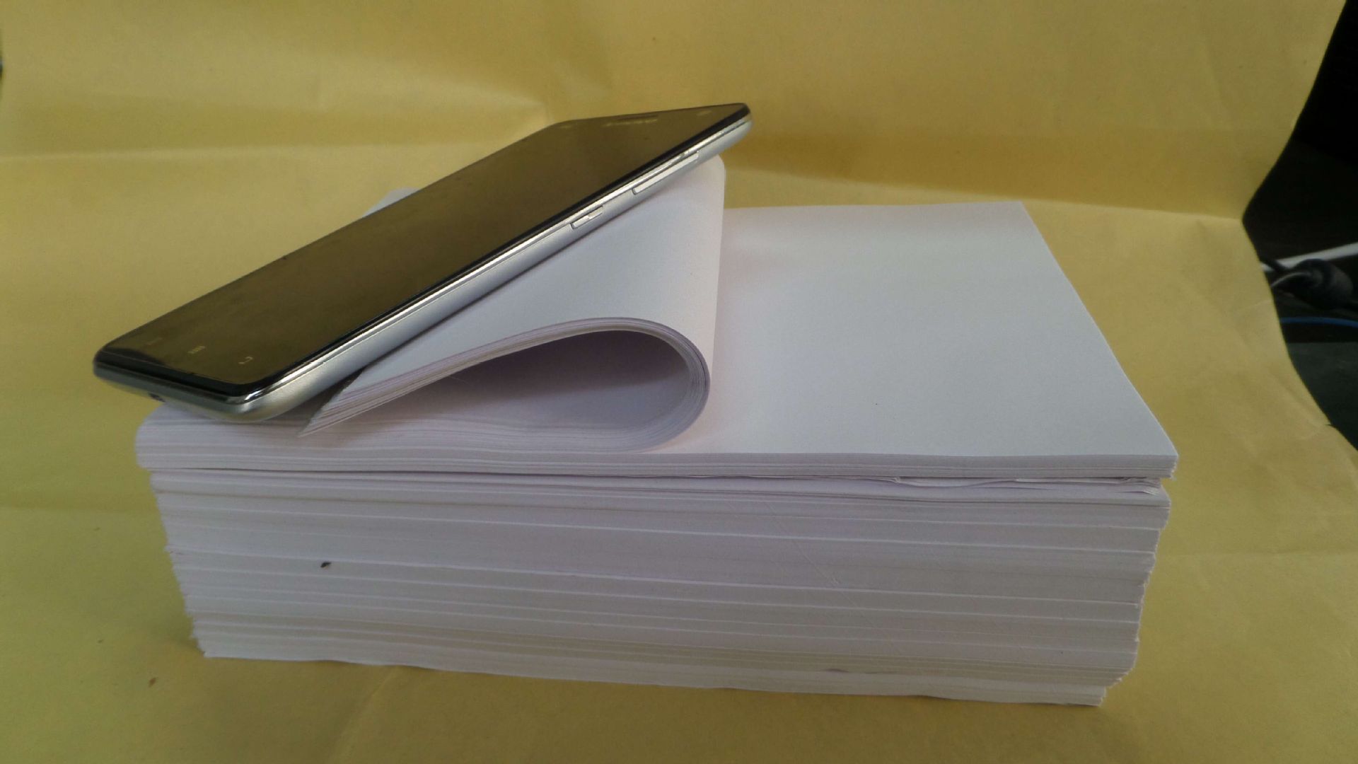 80g80克原白本白双胶纸胶版纸教科书用纸办公打印纸.a4 300张/包