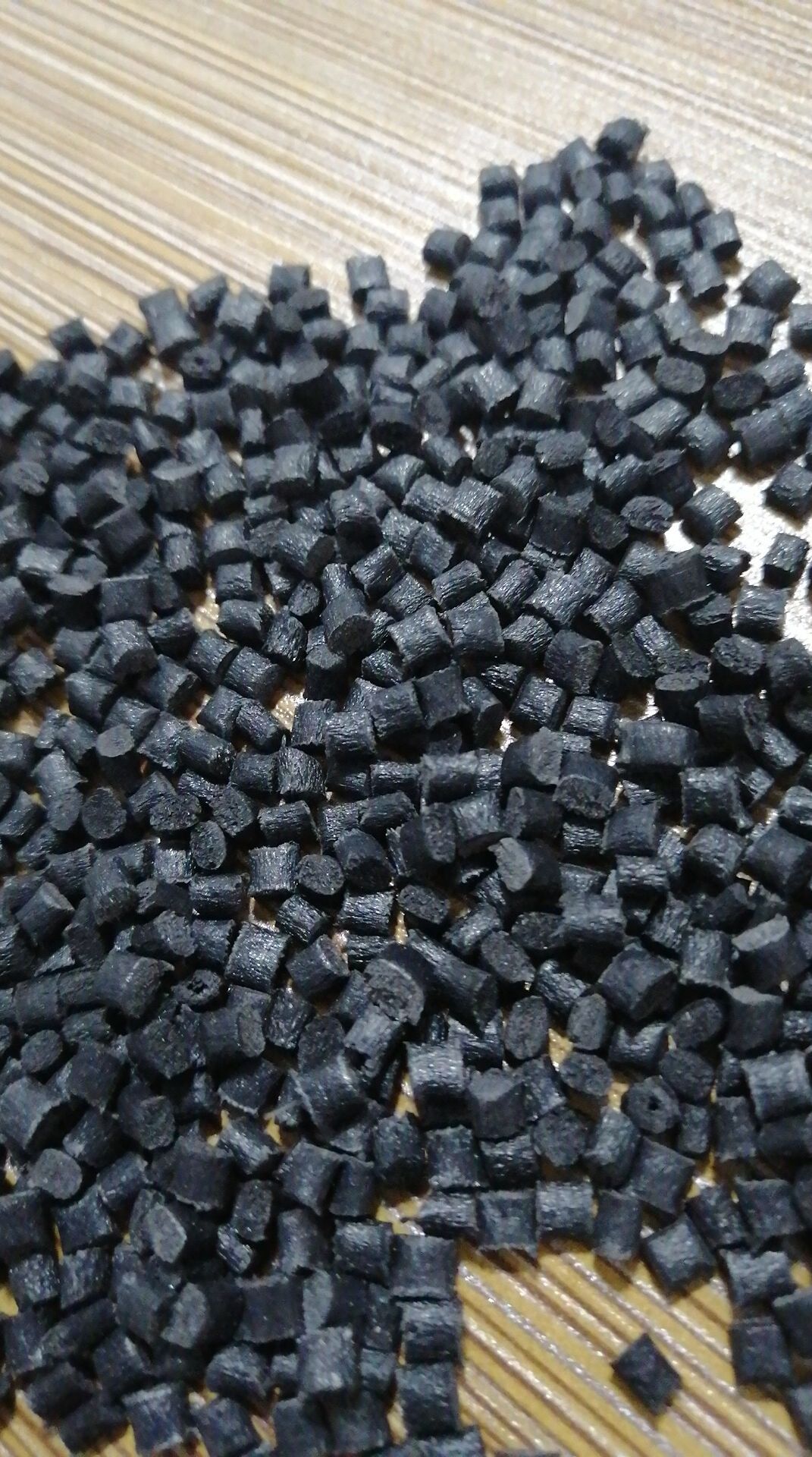 pa6黑色尼龙颗粒注塑增强黑色尼龙颗粒pa6增强尼龙颗粒