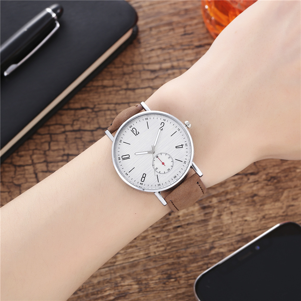 2020爆款热销创意数字皮带手腕表,休闲石英男款手腕手表厂家直销