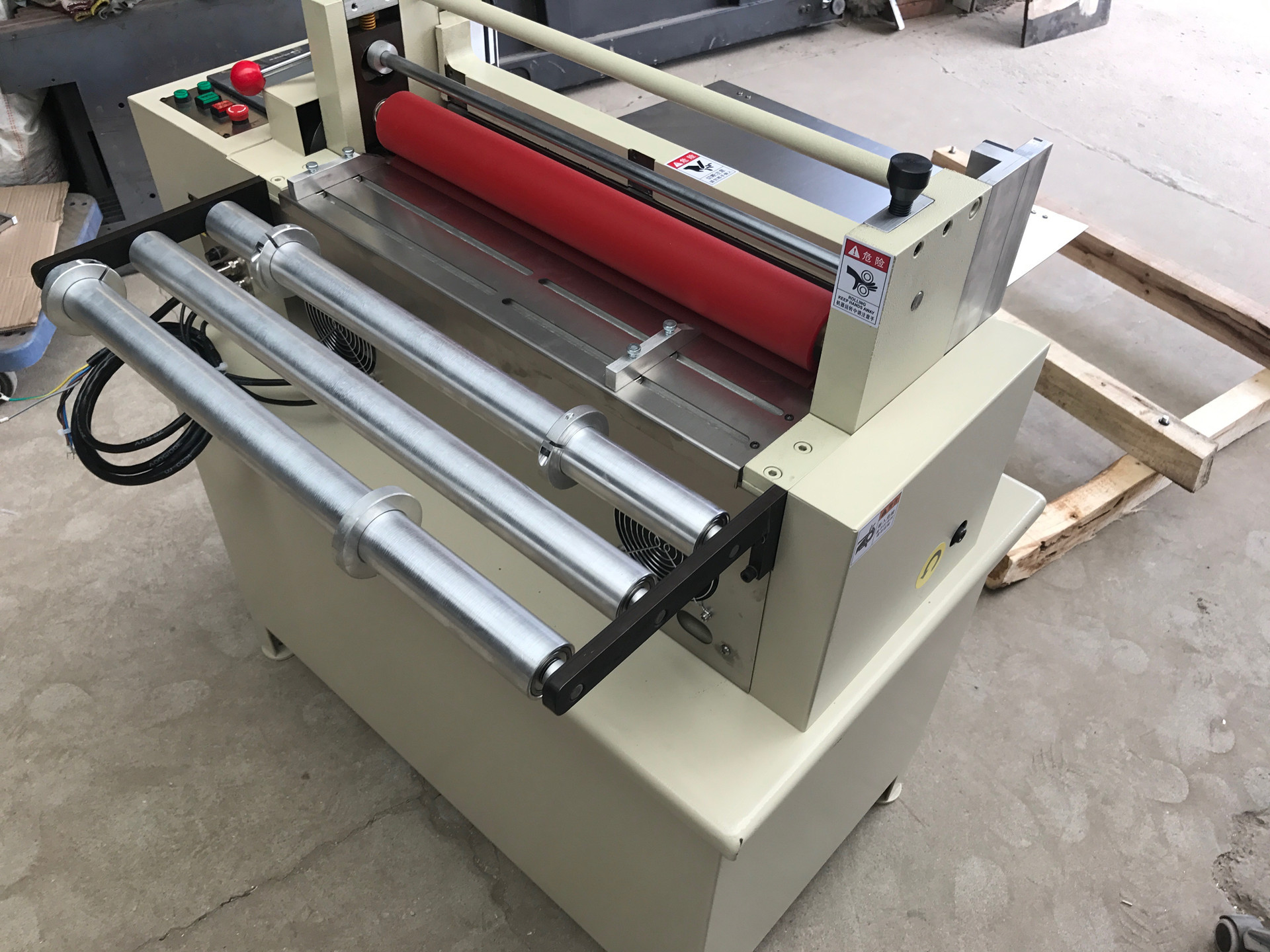 厂家直销全自动全伺服皮革切片机