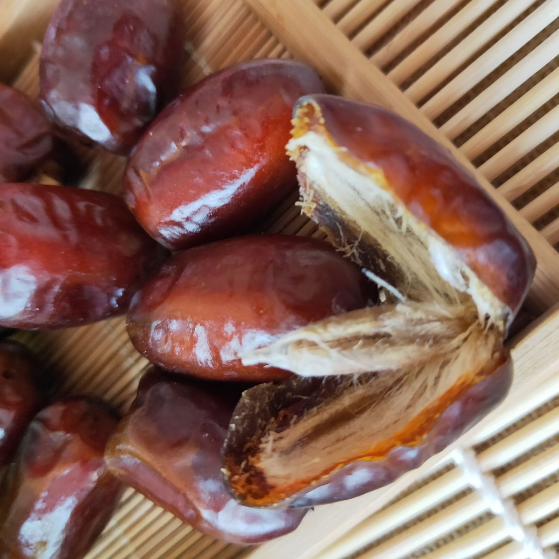 进口伊朗黑椰枣 阿联酋小黑椰枣 甜而不腻 零食 散装批发一件代发