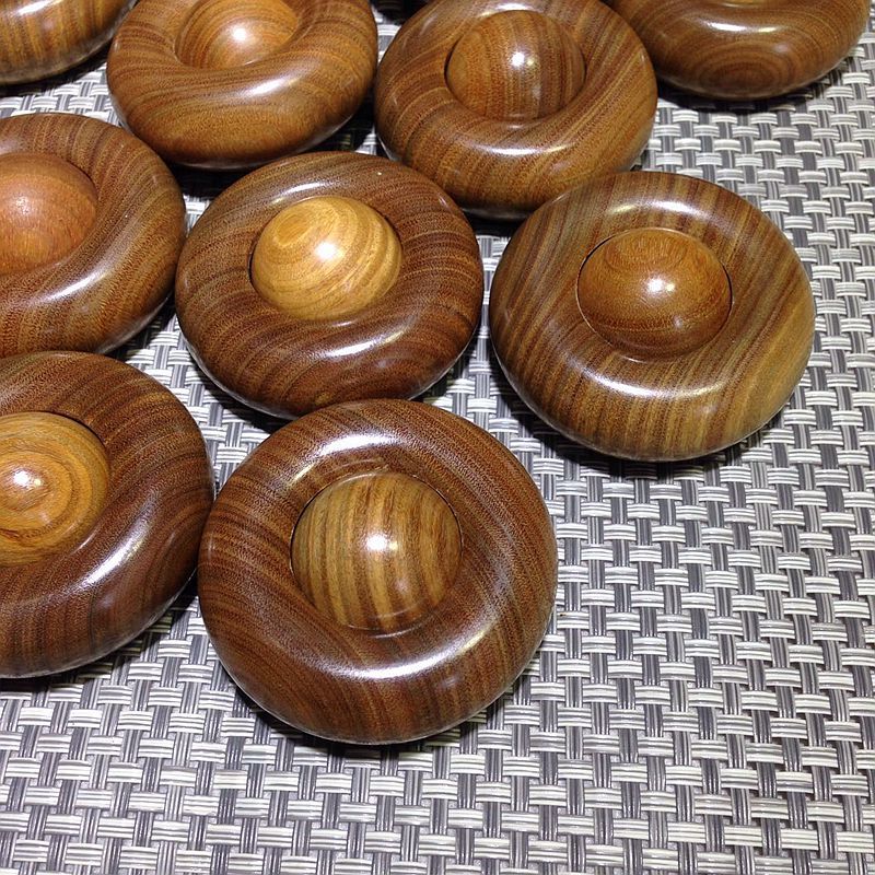 绿檀手把件绿檀木质圆形手转捻件自然清香绿檀木文玩工艺品批发