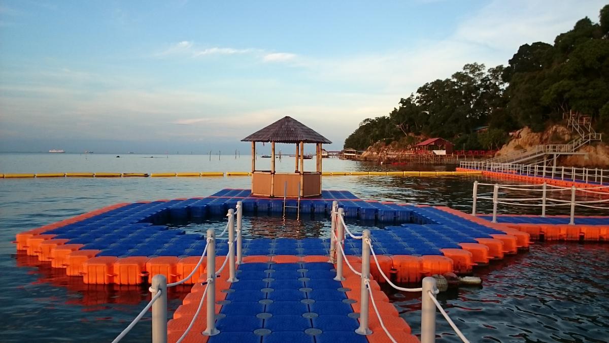 五年质保搭建水上钓鱼平台抗风浪海上码头连岛浮桥浮动泳池-阿里巴巴