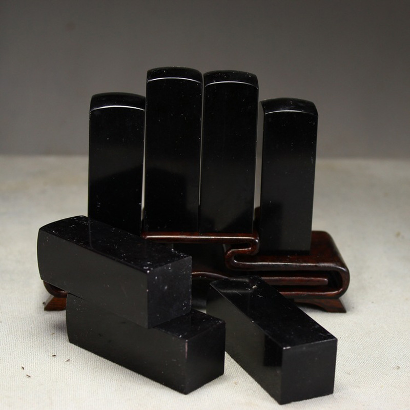 活动辽宁丹东冻石红黄黑白色印章石篆刻印石章料批发源头厂家